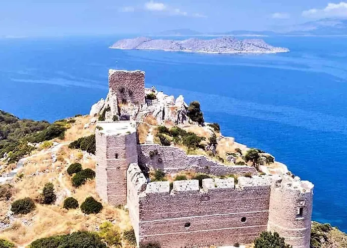 Makedonia At Harbour Of Skala Lantställe